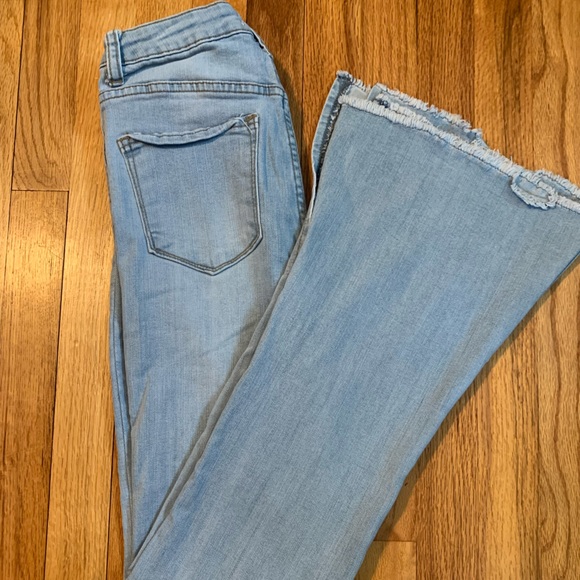 Raw slit hem flare jeans - Picture 8 of 10